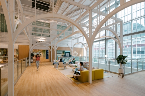 Commercial Office for Rent in Cross Street Exchange