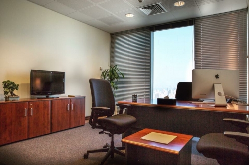 Furnished Office Spaces at Arraya Centre in Al Shuhada Street